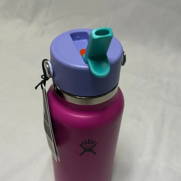 Hydro Flask Limited Edition Purple Bottle - Picture 4 of 4